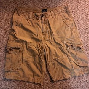 American Eagle Khaki Cargo / Longboard Shorts